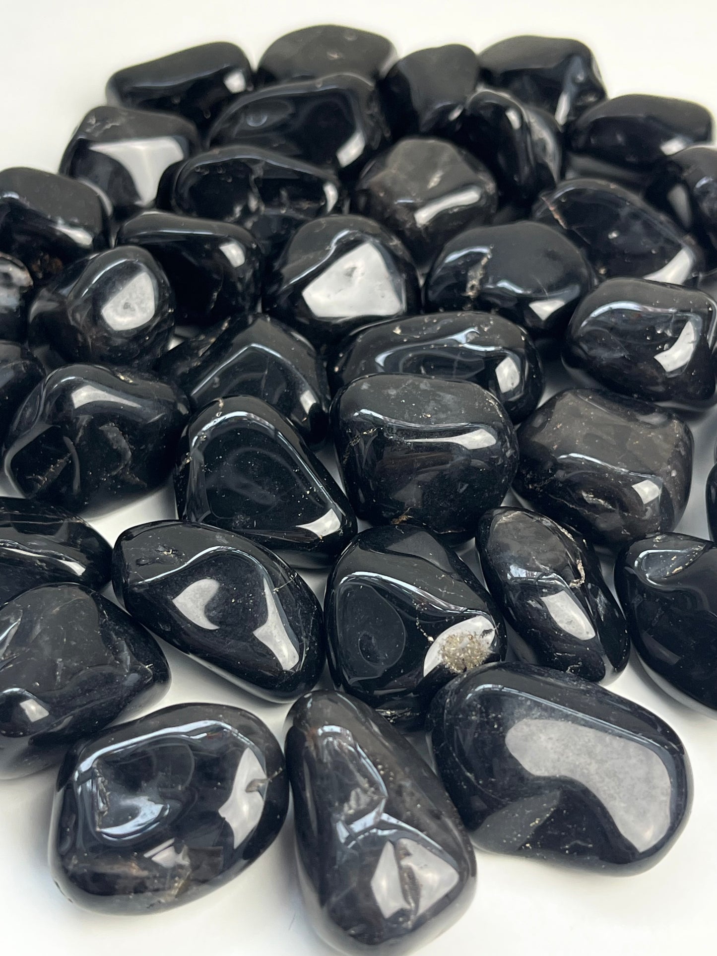 Svart Onyx tromlet 20-30mm