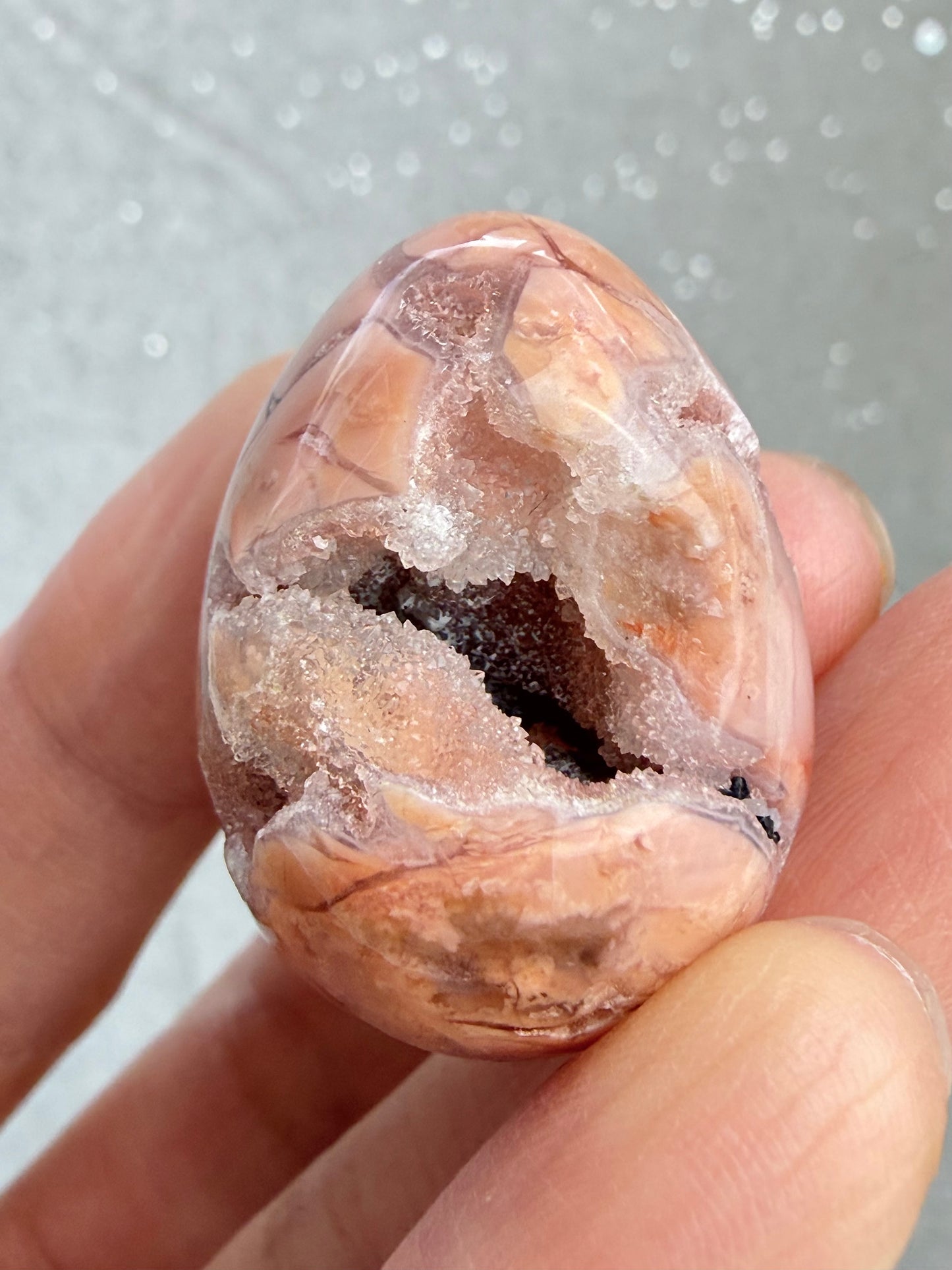 Rosa Agat Egg (Cotton Candy Agate)