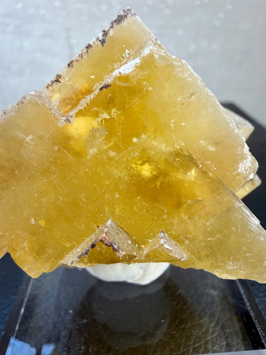 Yellow fluorite