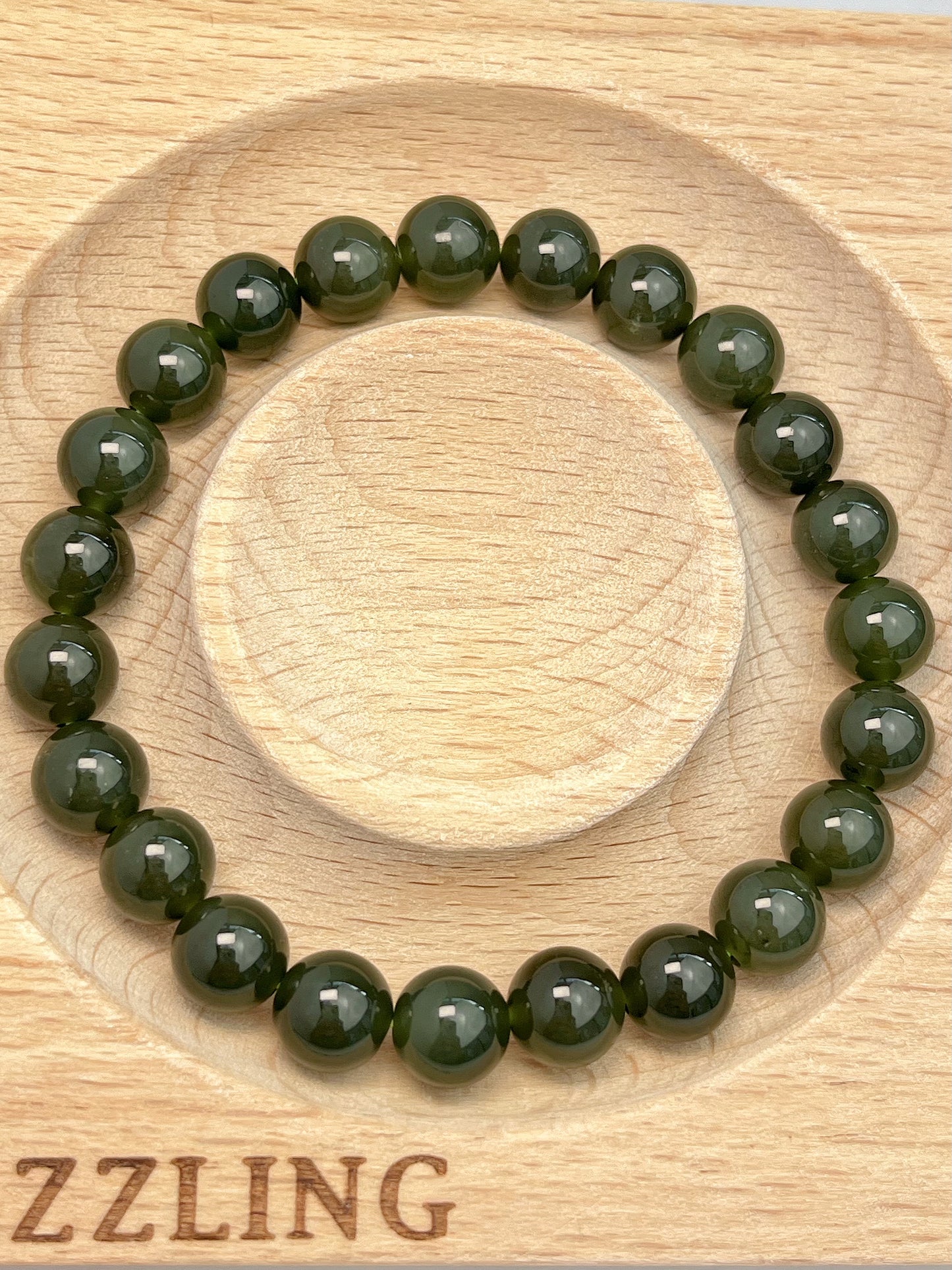 Jade, Nefritt armbånd 8mm+
