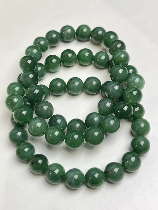 Jade, Nefritt armbånd 9-10mm+