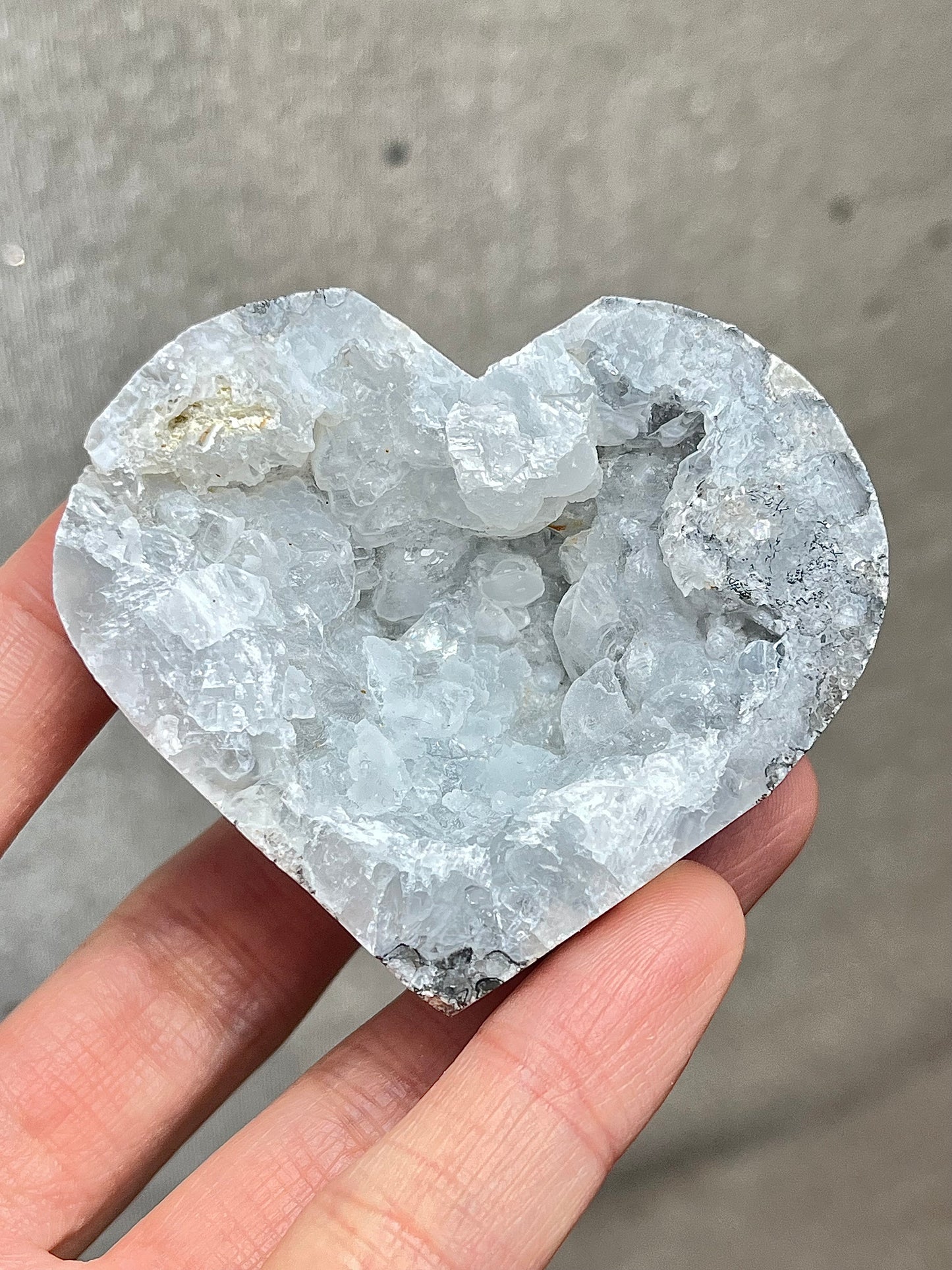Quartz geode heart