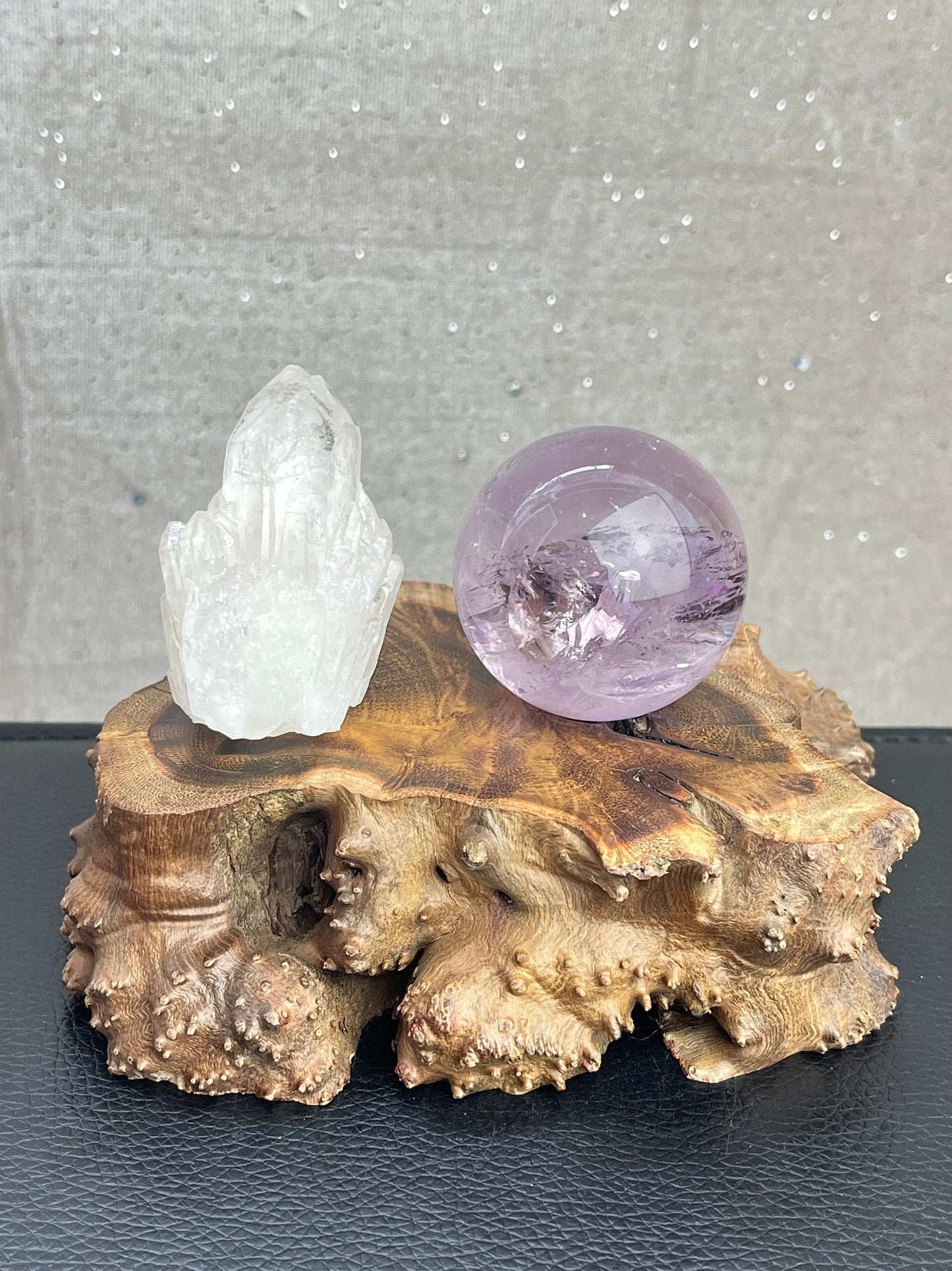 Crystal base in natural wood