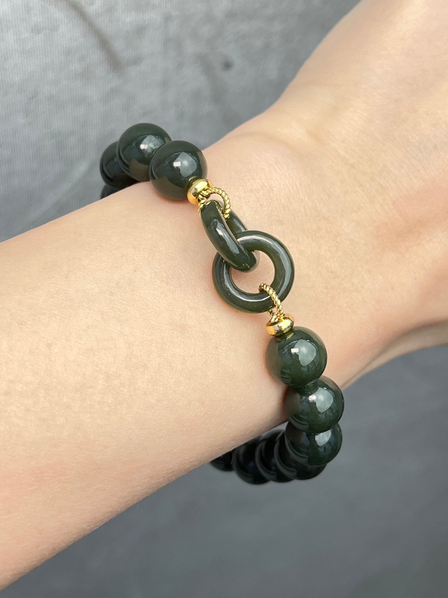 Jade, Nefritt armbånd 10mm+