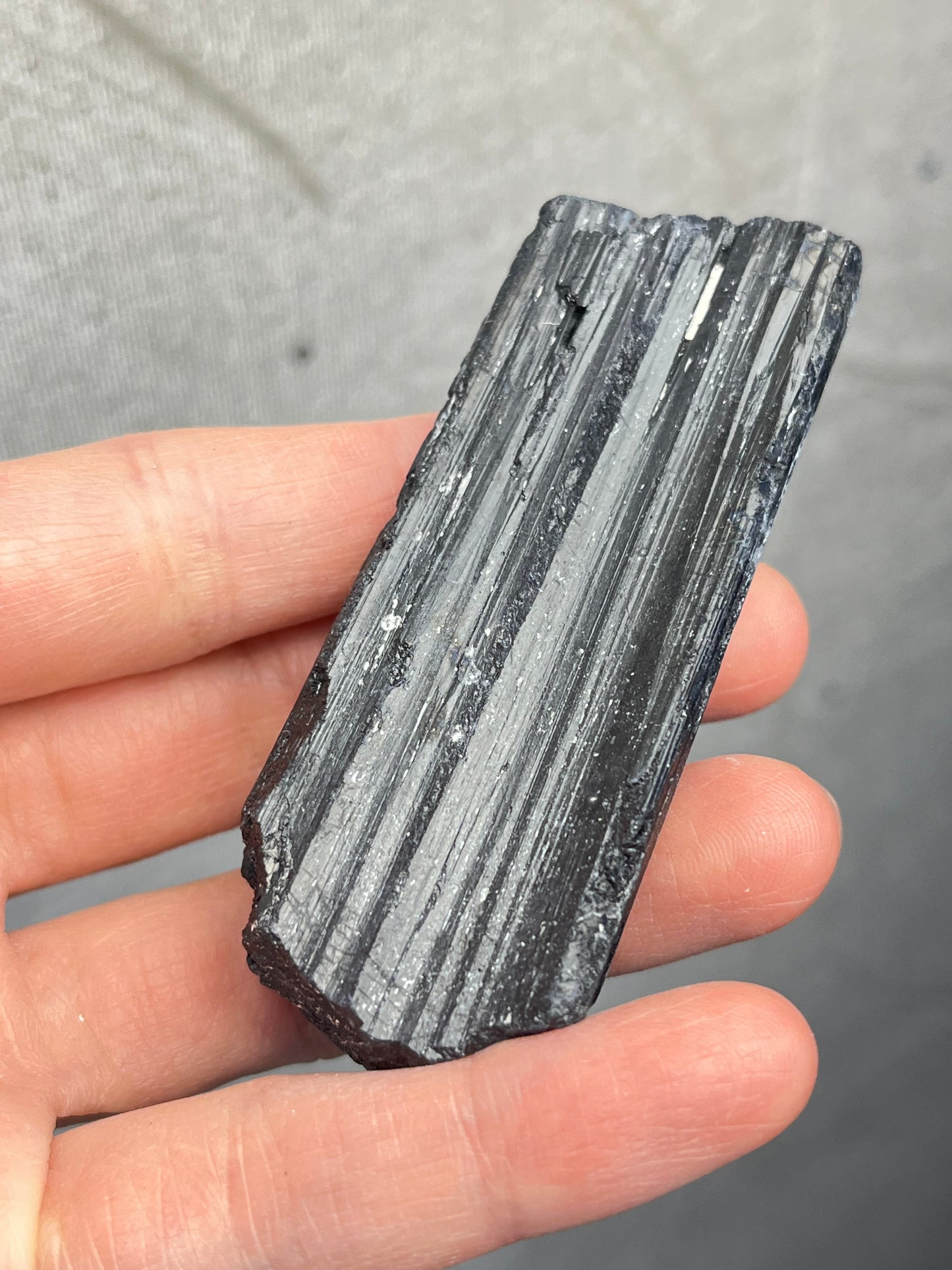 Svart Turmalin Rå 60-100g