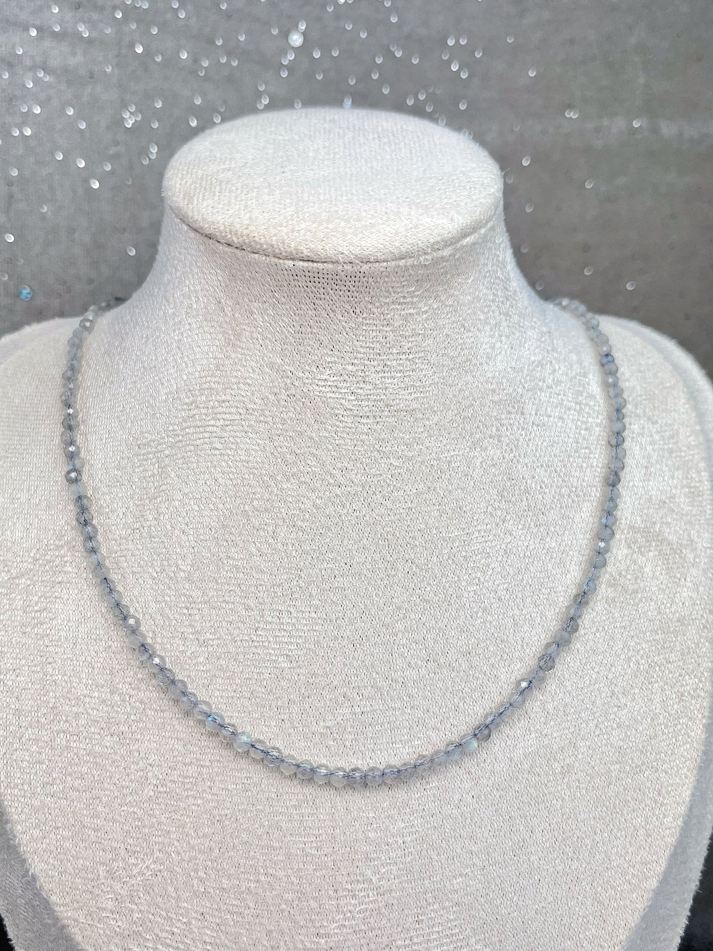 Labradoritt Halskjede