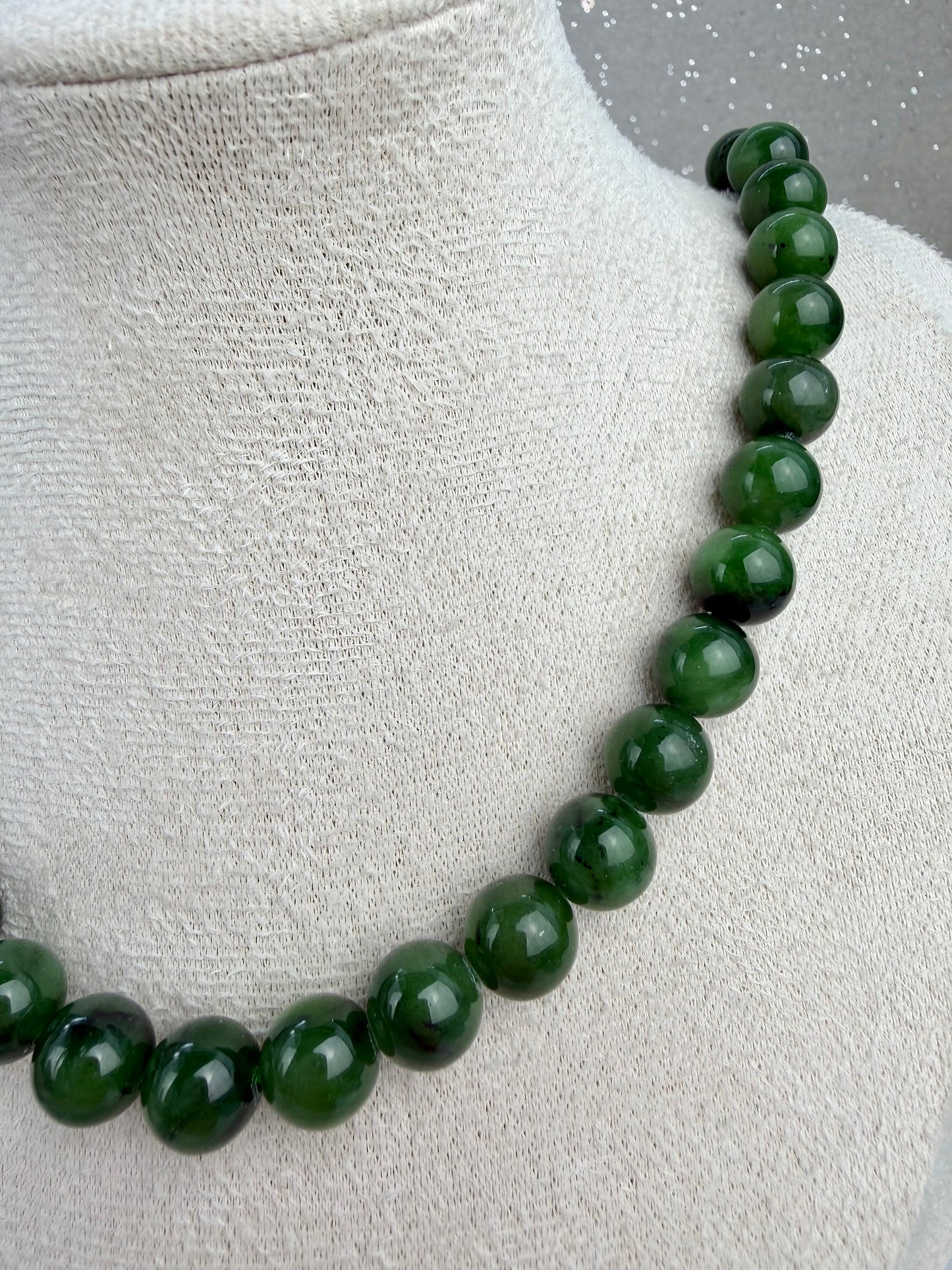 Jade, Nefritt Halskjede