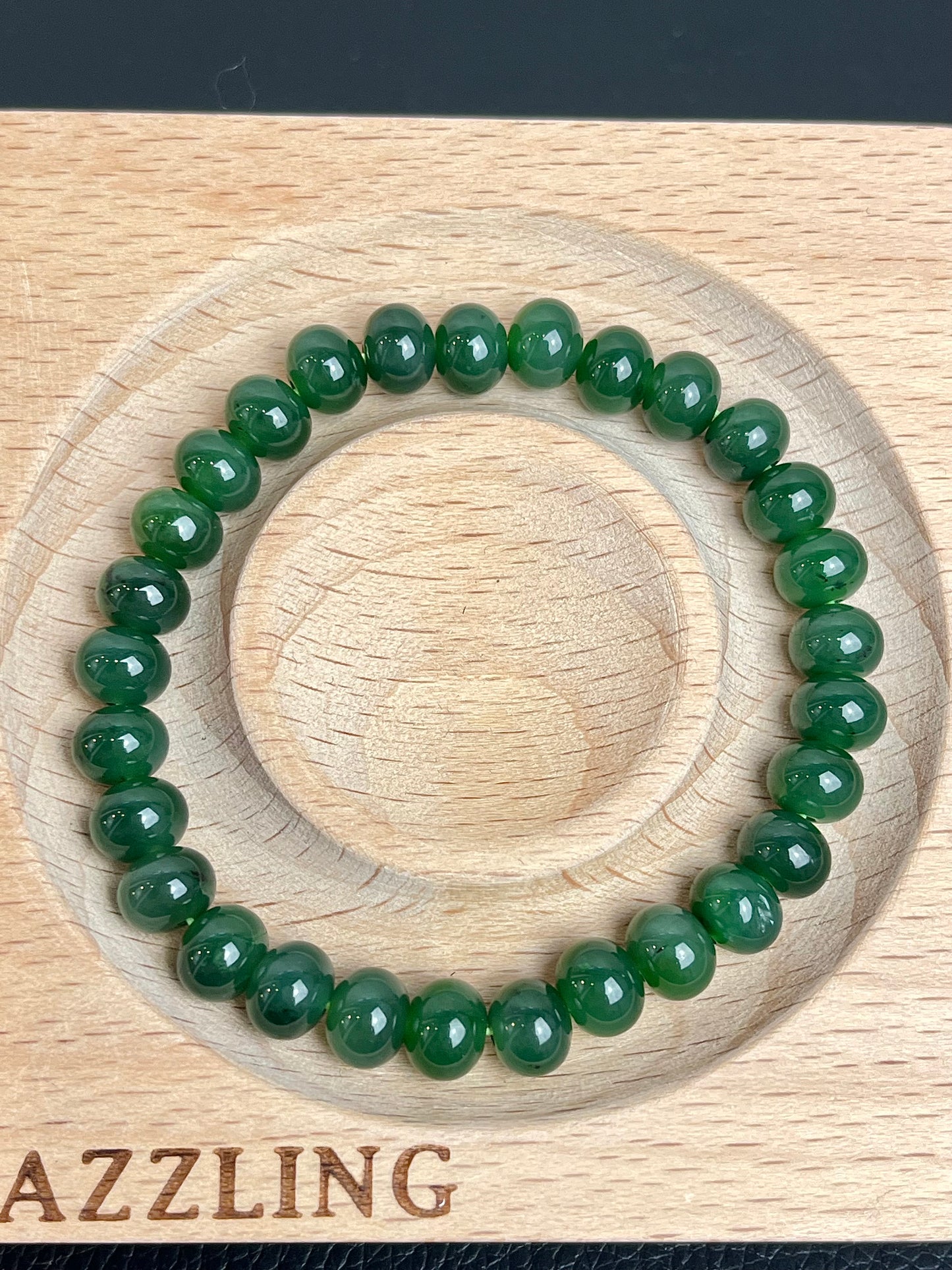 Jade, Nephrite bracelet 7mm+