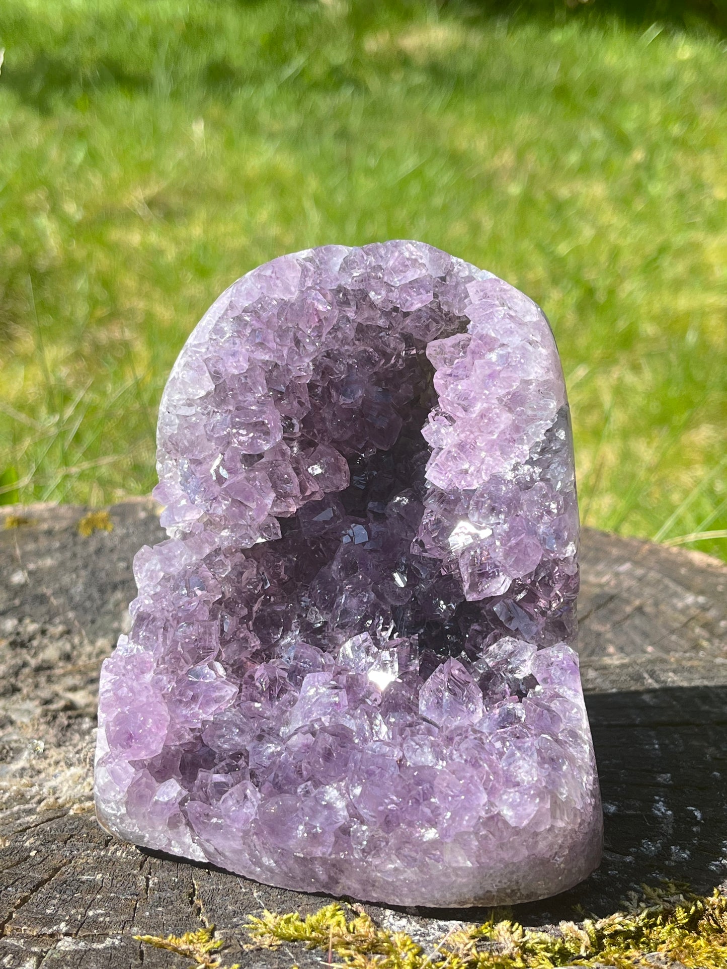 Ametyst geode XL 12cm, 1.1kg