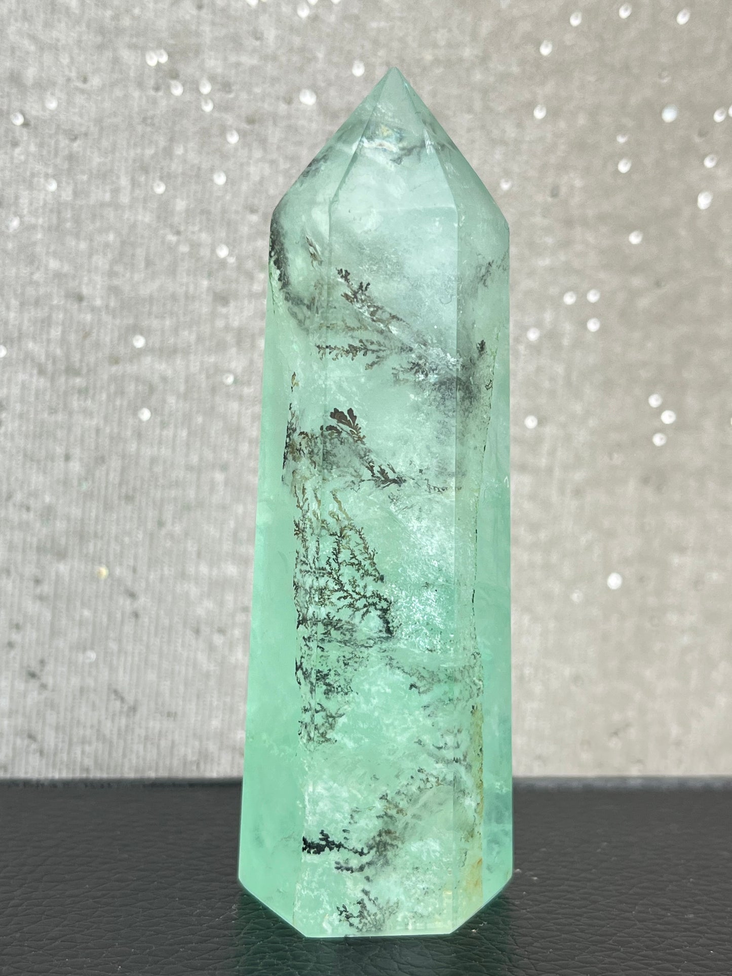 Dendritic Fluoritt tårn, God kvalitet