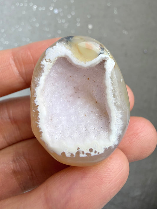 Druzy agat egg