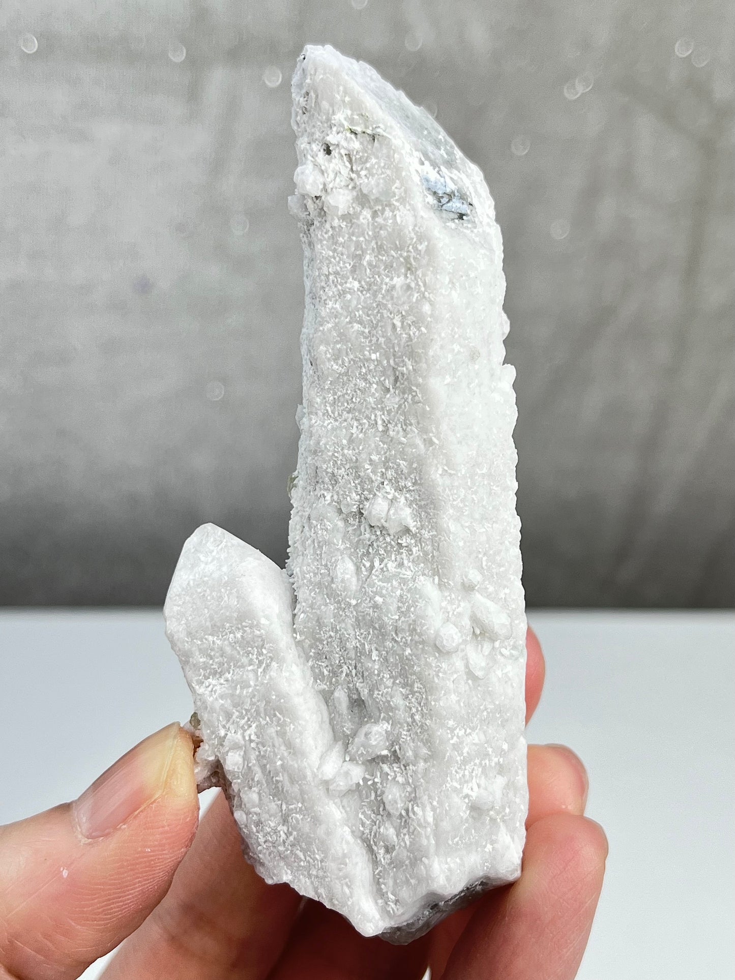 Melkekvarts klynge (Candle quartz)