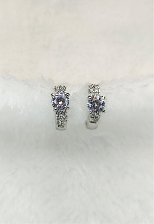 Cufflinks with zirconia