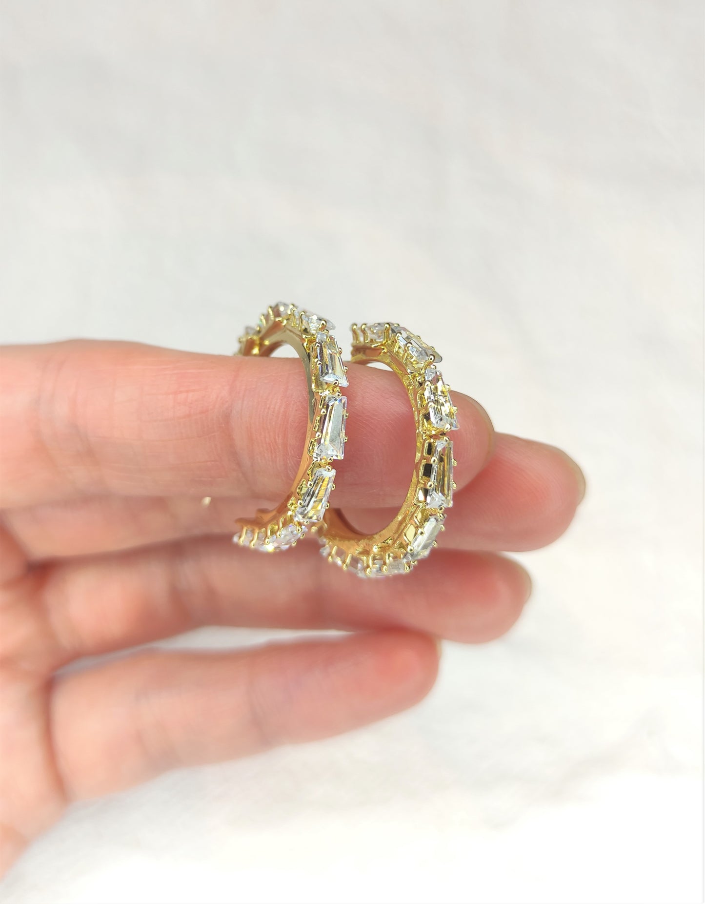 Zirkon hoops